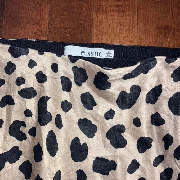 SOLD - Picture 2 of 3